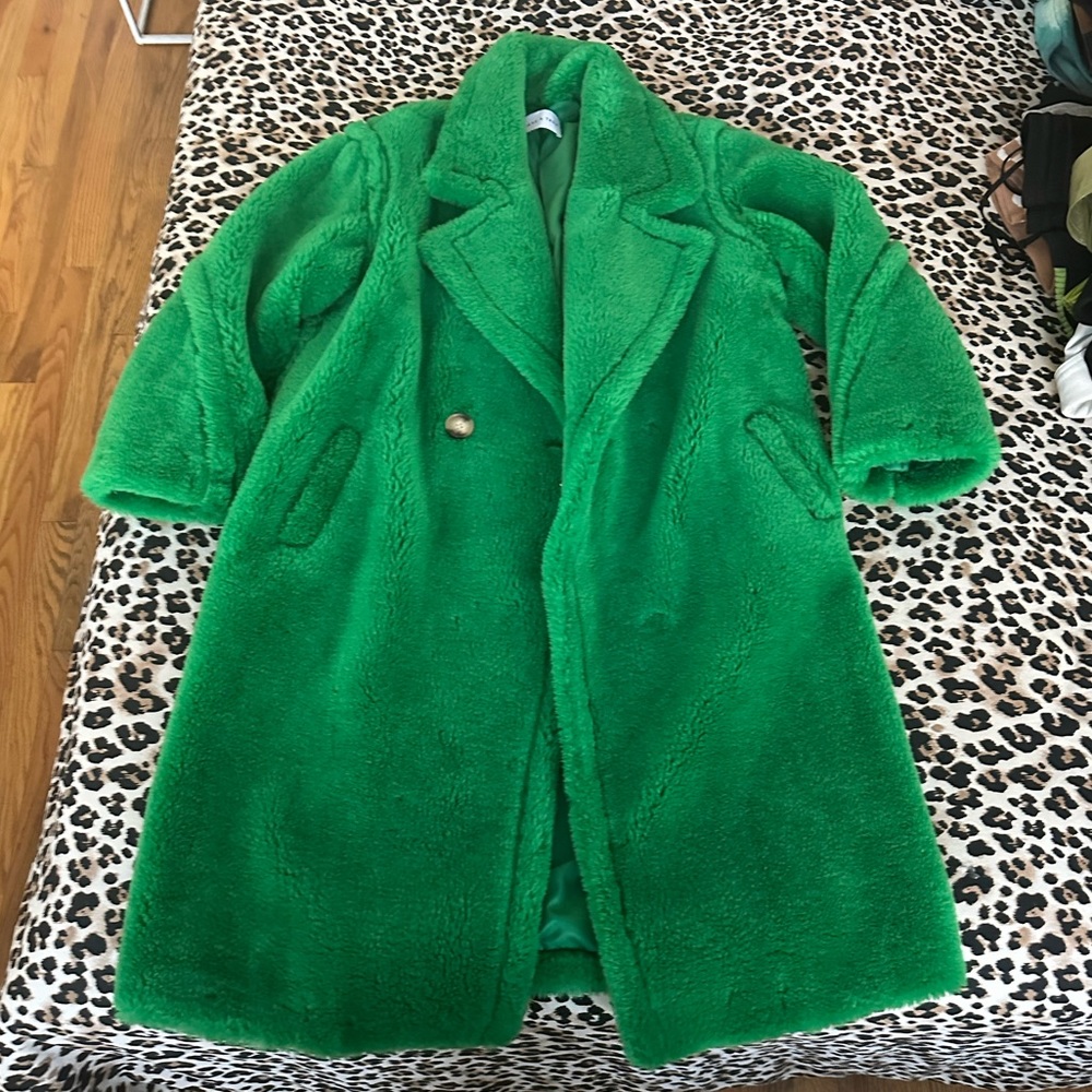 Jane and Tash Green fur coast EG size small